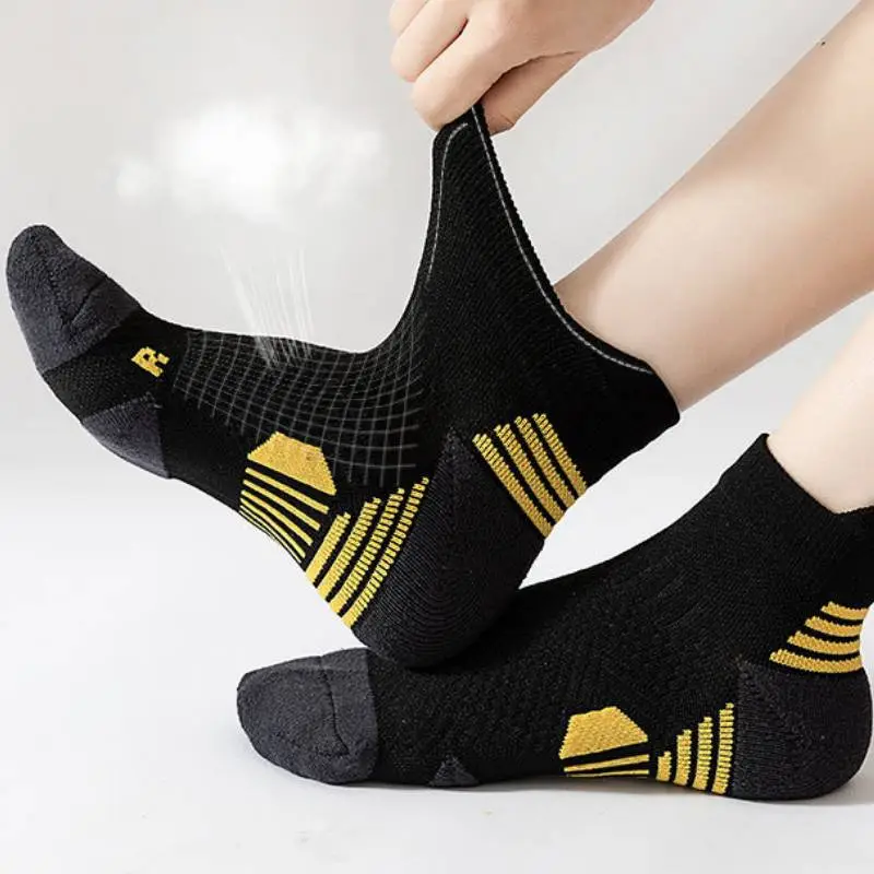 Sporty Breathable Cotton Socks-4