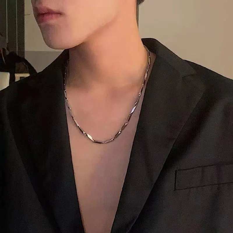 Simple Basics Necklace-2