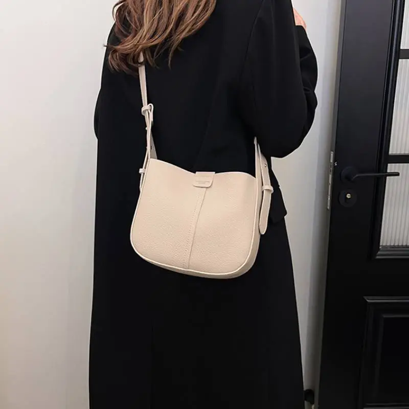 Simple Funky Crossbody Bag-10