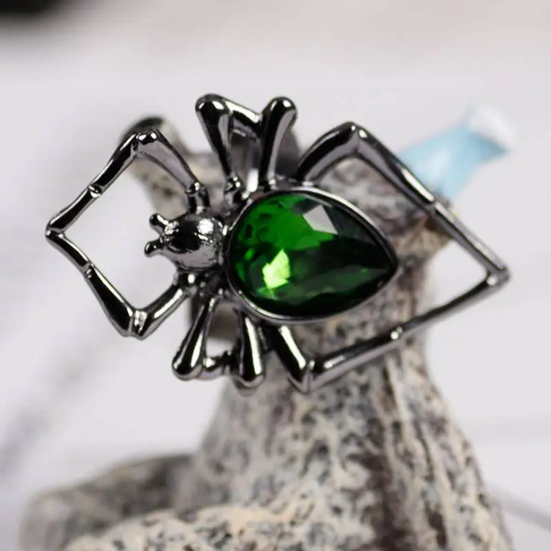 Retro Hollow Out Ring-2