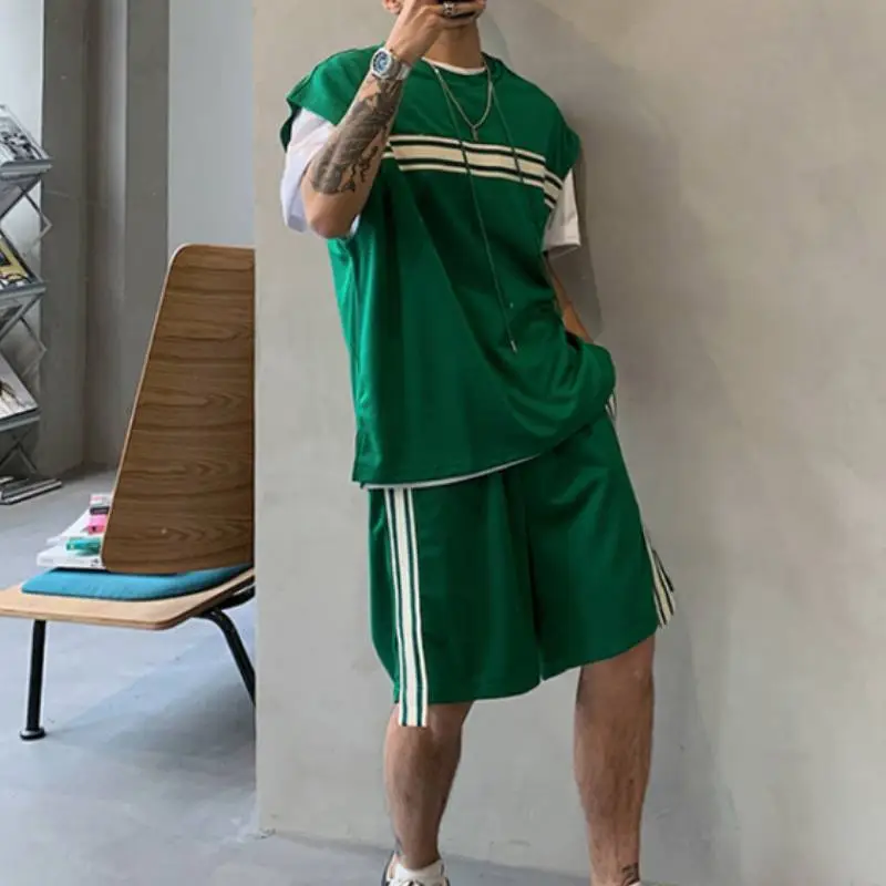Contrast Color Striped Vest and Shorts Two Piece Suit-1
