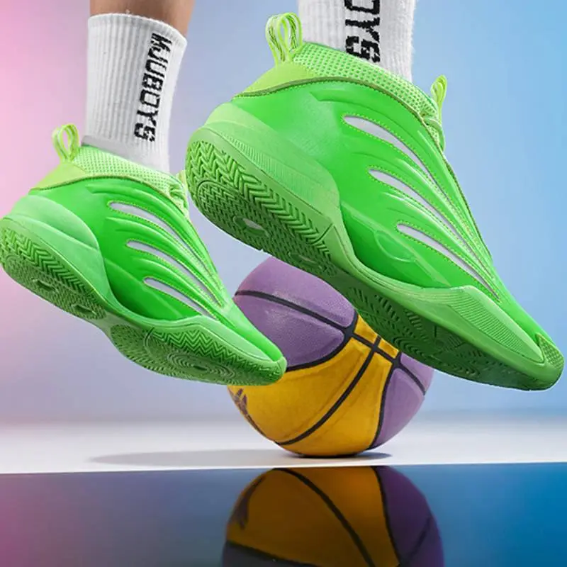 Simple Breathable Running Shoes-11