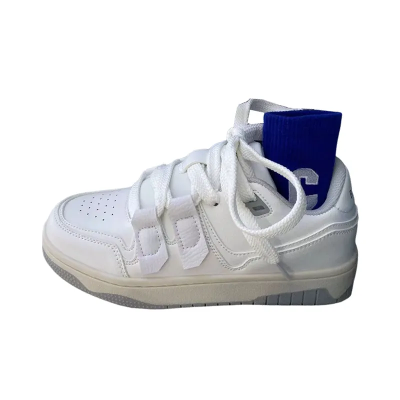 Casual Simple Stylish Skateboarding Shoes-0