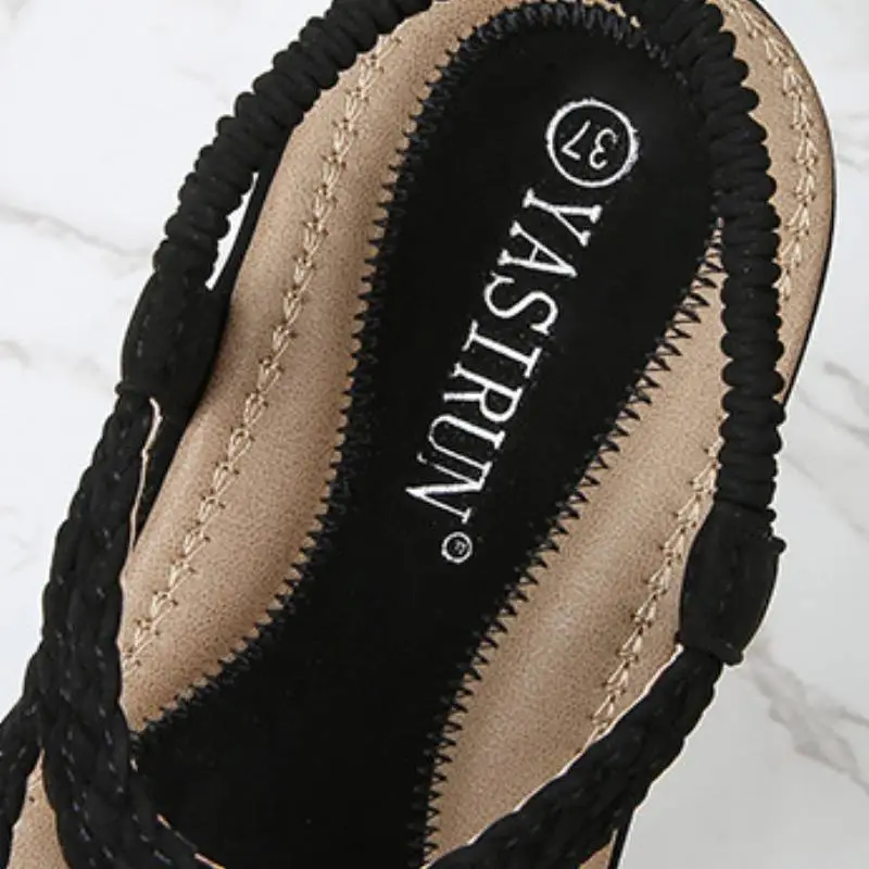 Simple Lightweight Beach Sandals-10