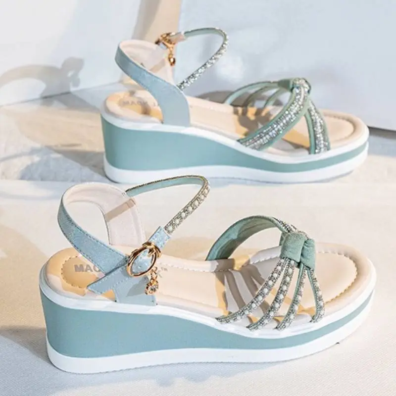 Fashionable Simple Platform Shoes-2