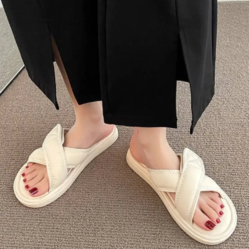 Simple Basics Flip Flops-13