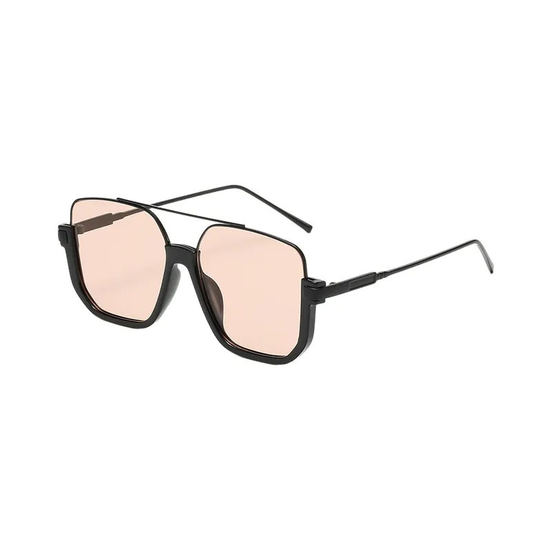 Fashionable Vacation Sunglasses