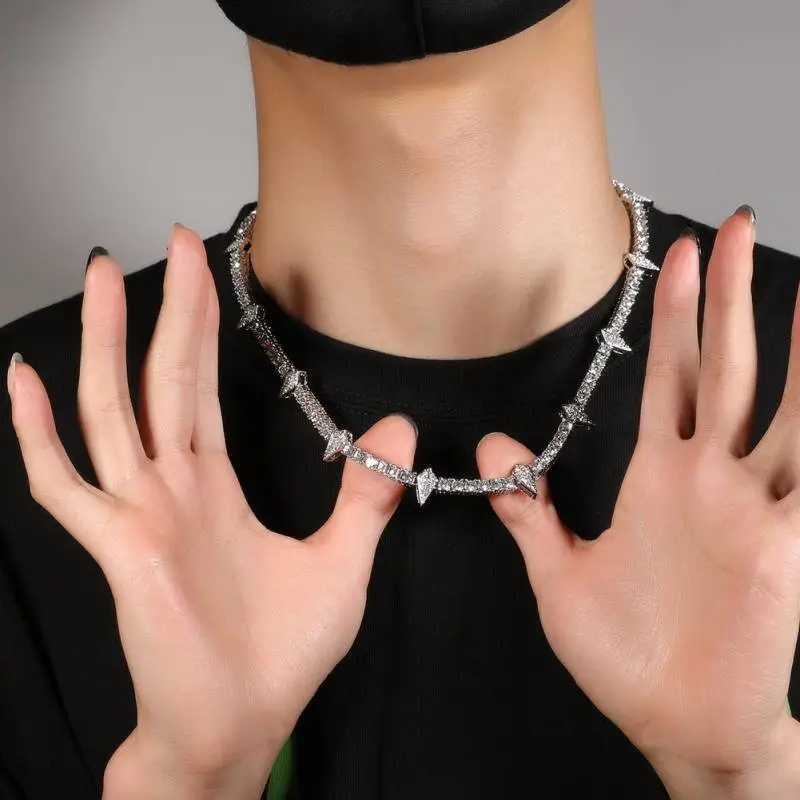Fashionable Elegant Necklace-2