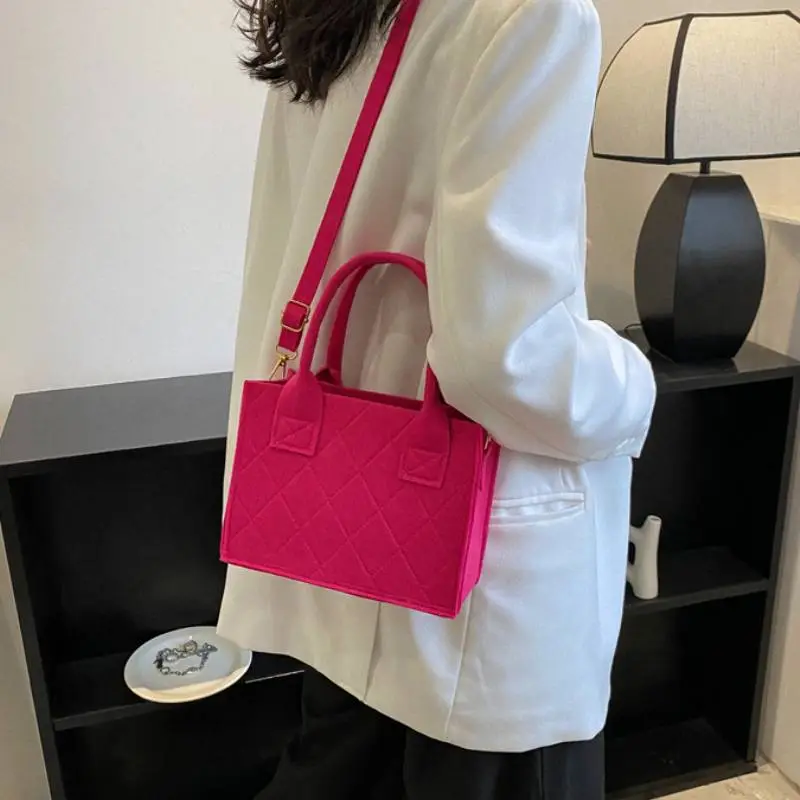 Fashionable Simple Crossbody Bag-4