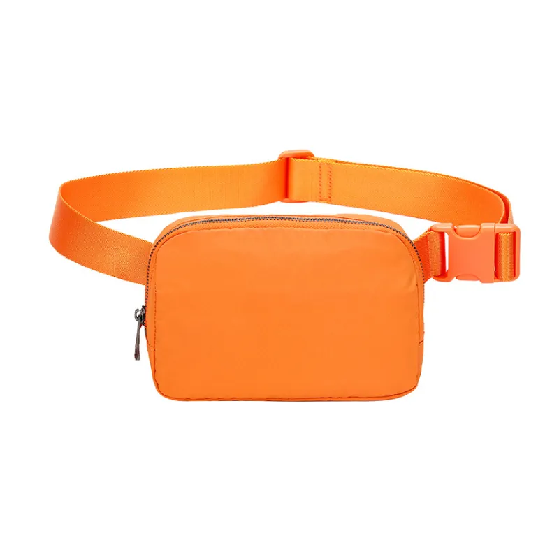 Fashionable Glamorous Fanny Pack-4