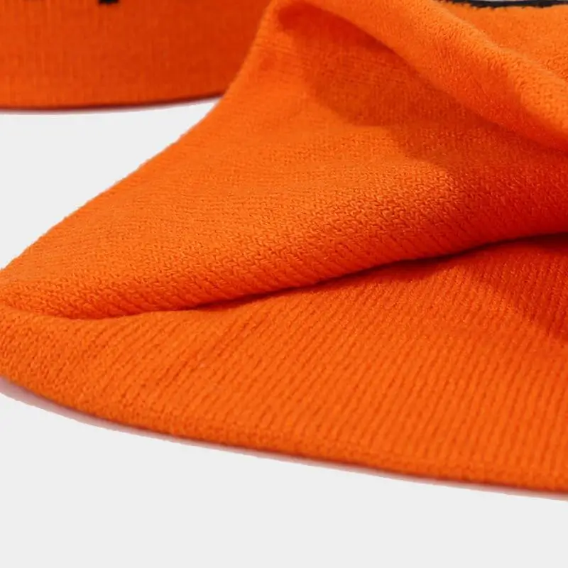 Fashionable Simple Beanie-3