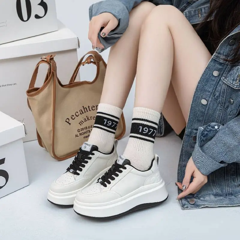 Casual Plain Lifestyle Shoes-2