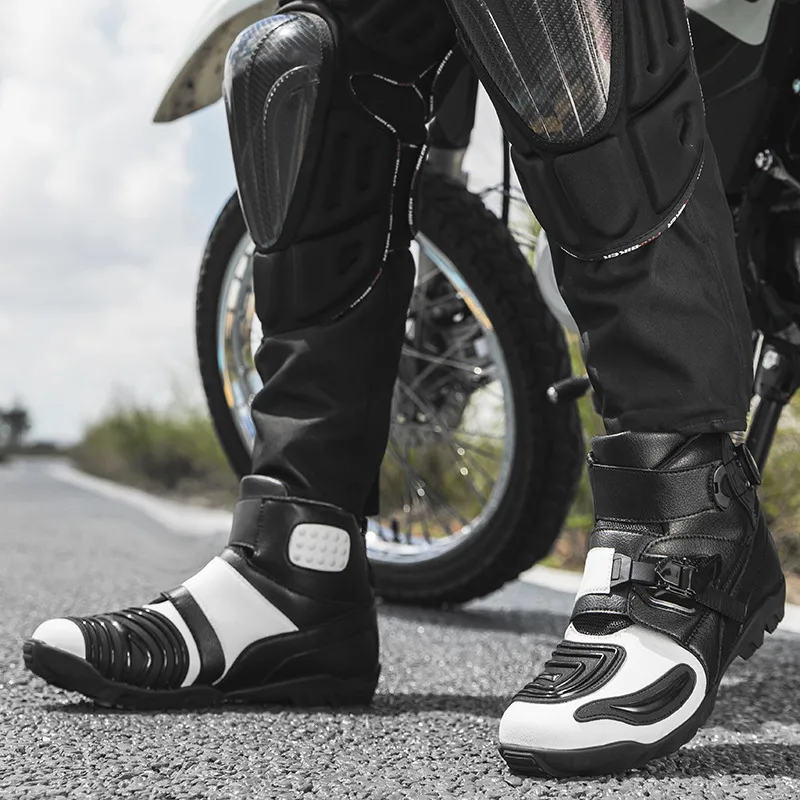 Fashionable Sporty Cycling Shoes-1