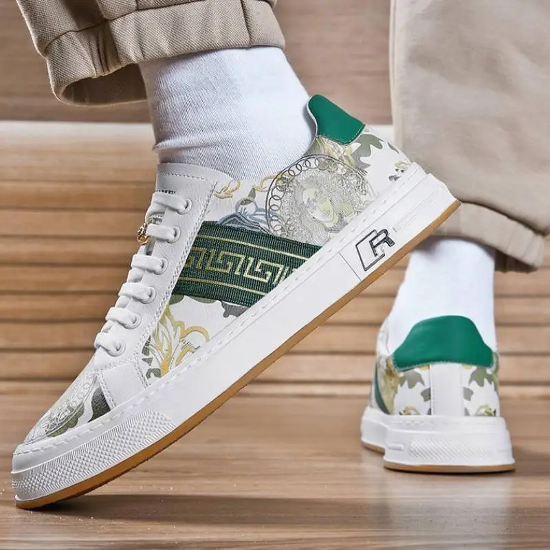Casual Breathable Stylish Skateboarding Shoes-3