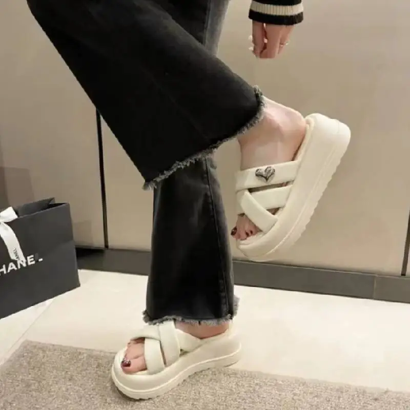Simple Basics Flip Flops-7