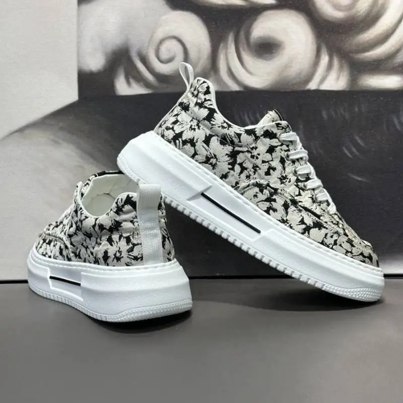 Sporty Retro Platform Shoes-7