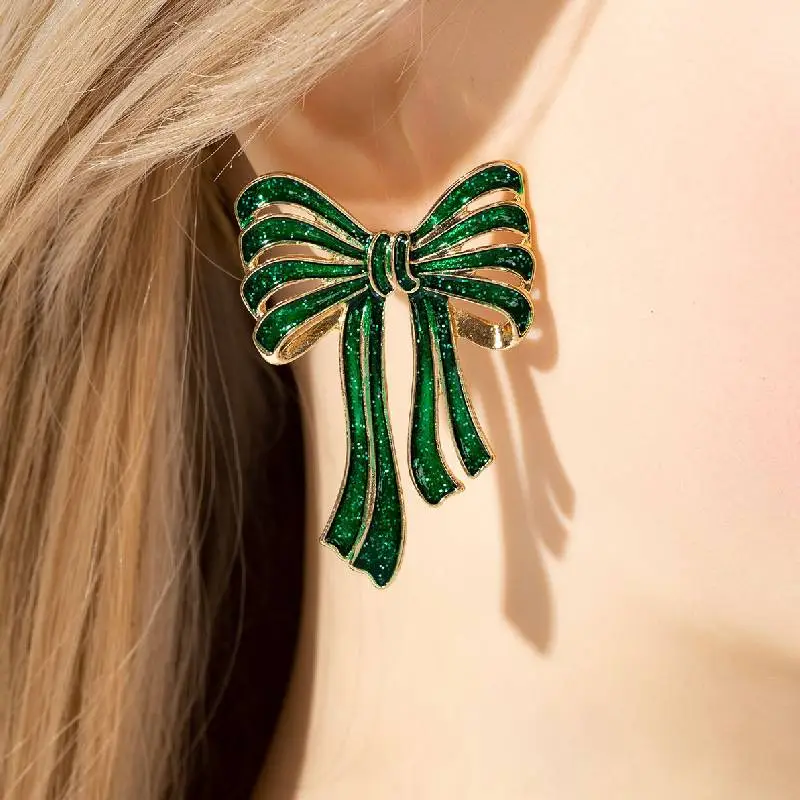 Fashionable Simple Earring-1