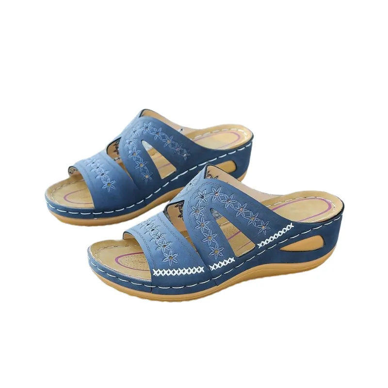 Simple Hollow Out Flip Flops-0