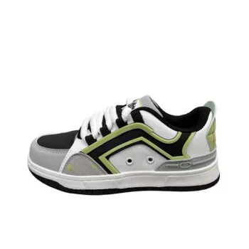 Retro Style Color Contrast Skateboard Shoes