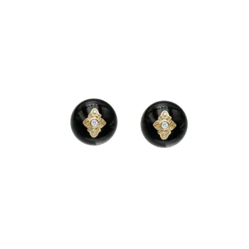 Retro Pearls Ear Stud