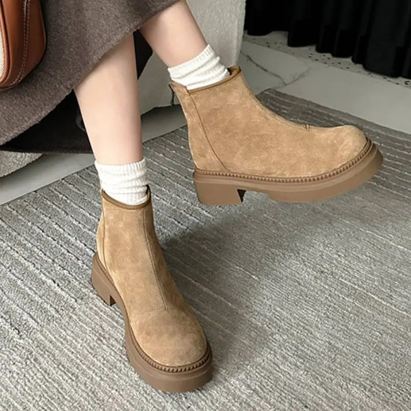 Simple Basics Ankle Boots-7