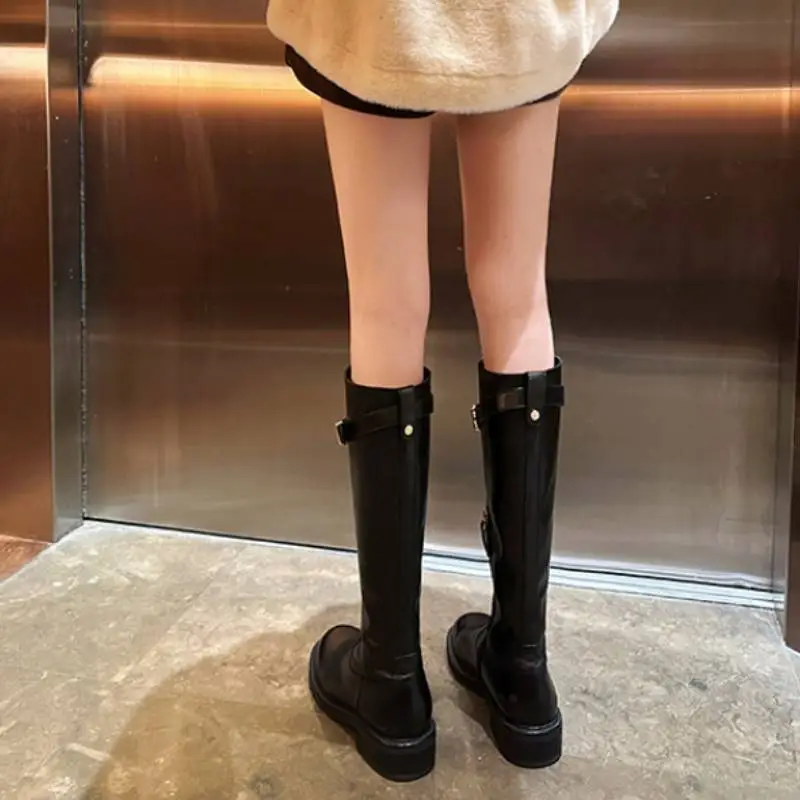 Plain Fashionable Knee High Boots-2