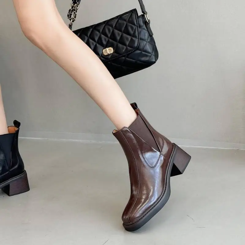 Fashionable Funky Chelsea Boot-4