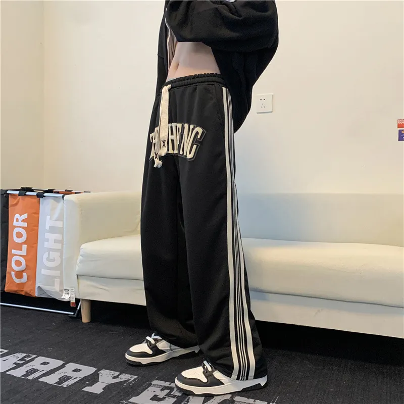 Sporty Loose Casual Pants-4