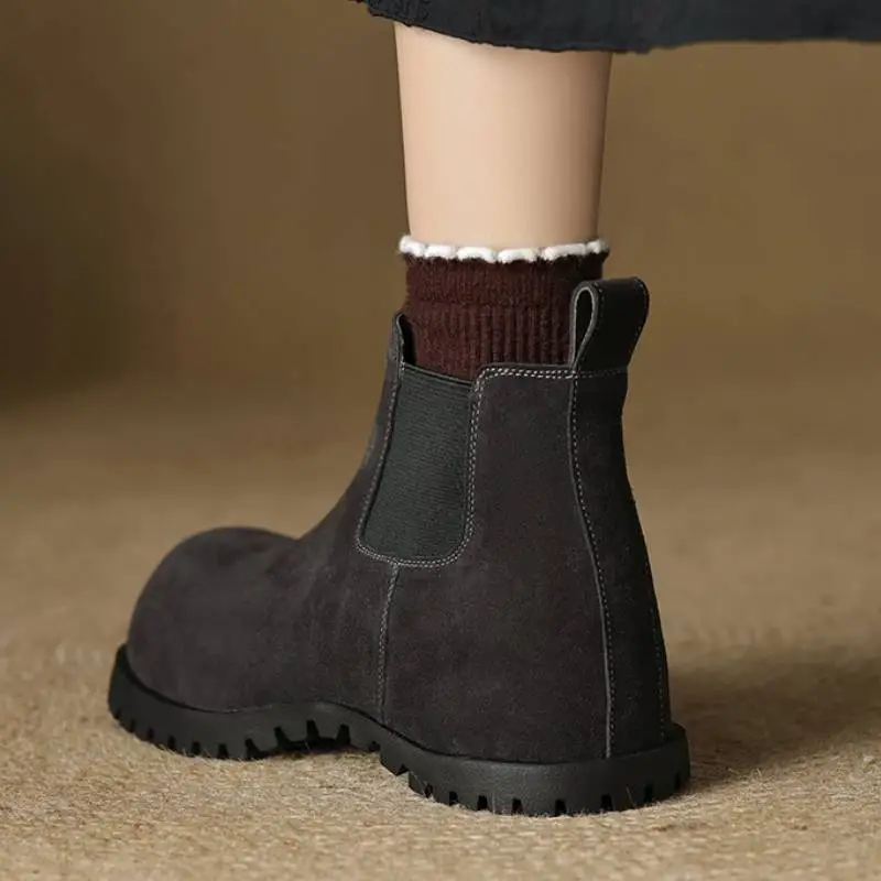 Retro Lightweight Chelsea Boot-2