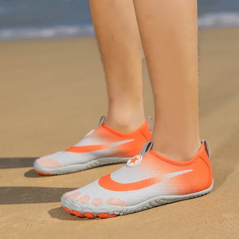 Breathable Fashionable River Trekking Shoes-7