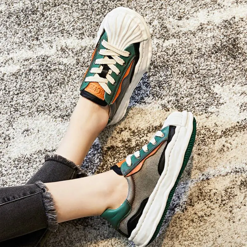 Fashionable Simple Lifestyle Shoes-1