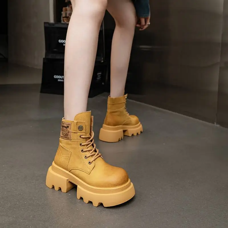 Retro Fashionable Martin Boot-2