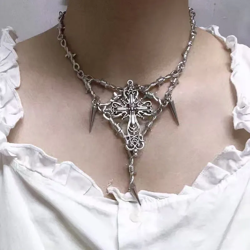 Fashionable Casual Necklace-1
