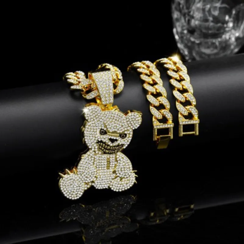 Fashionable Rhinestone Necklace-1