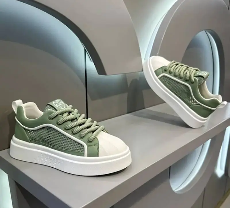 Casual Contrast Color Skateboarding Shoes-1