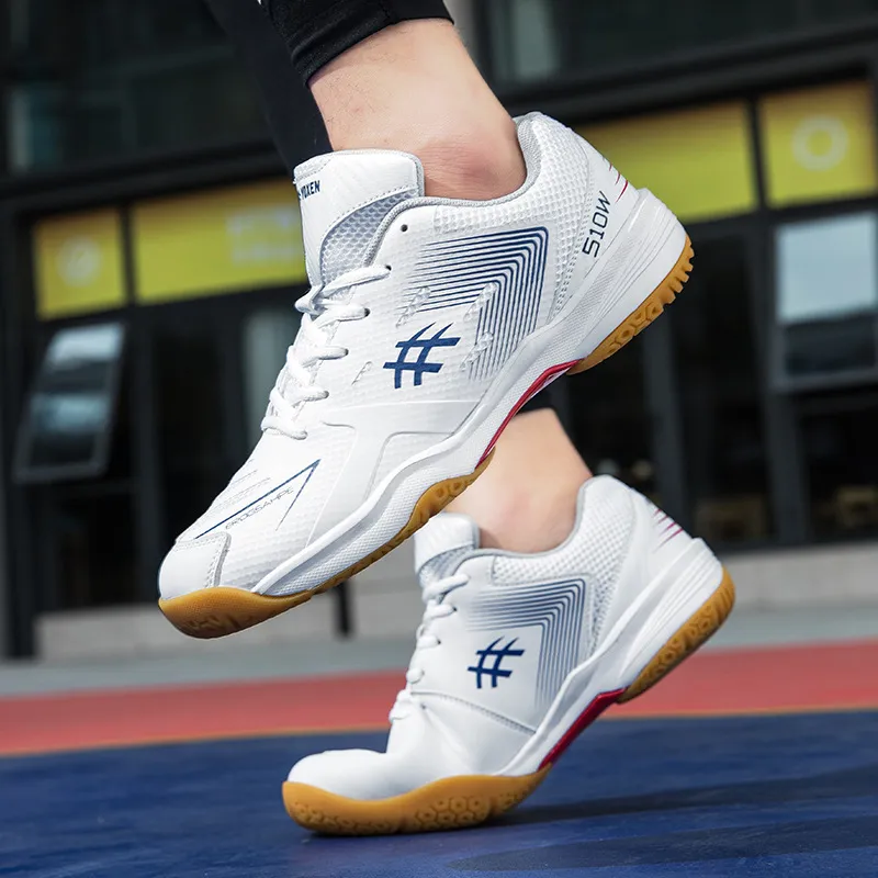 Sporty Plaid Badminton Shoes-2