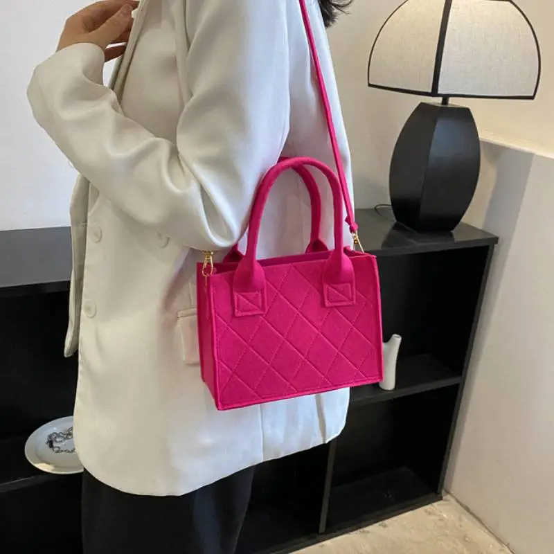 Fashionable Simple Crossbody Bag-5