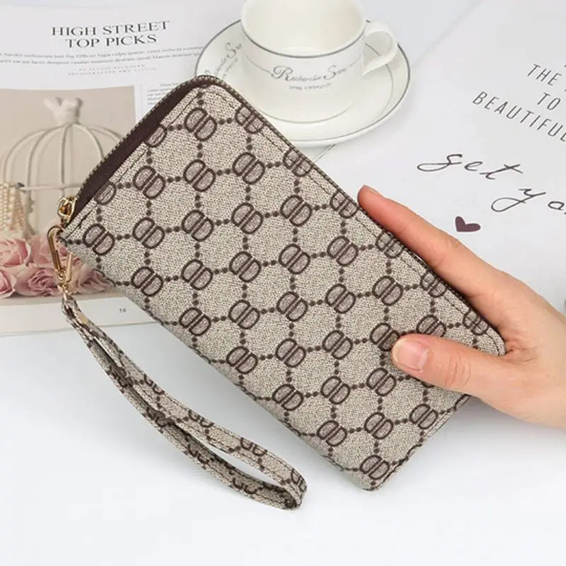 Fashionable Large Capacity Wallet-2