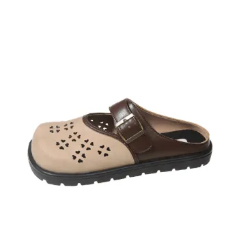 Fashionable Hollow Out Slippers