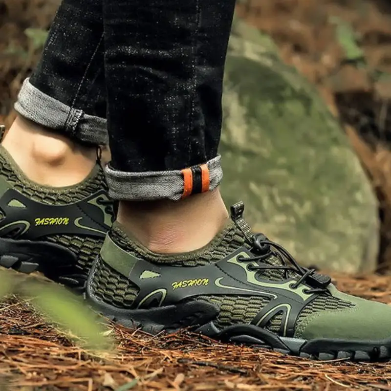 Basics Sporty Hiking Shoes-13