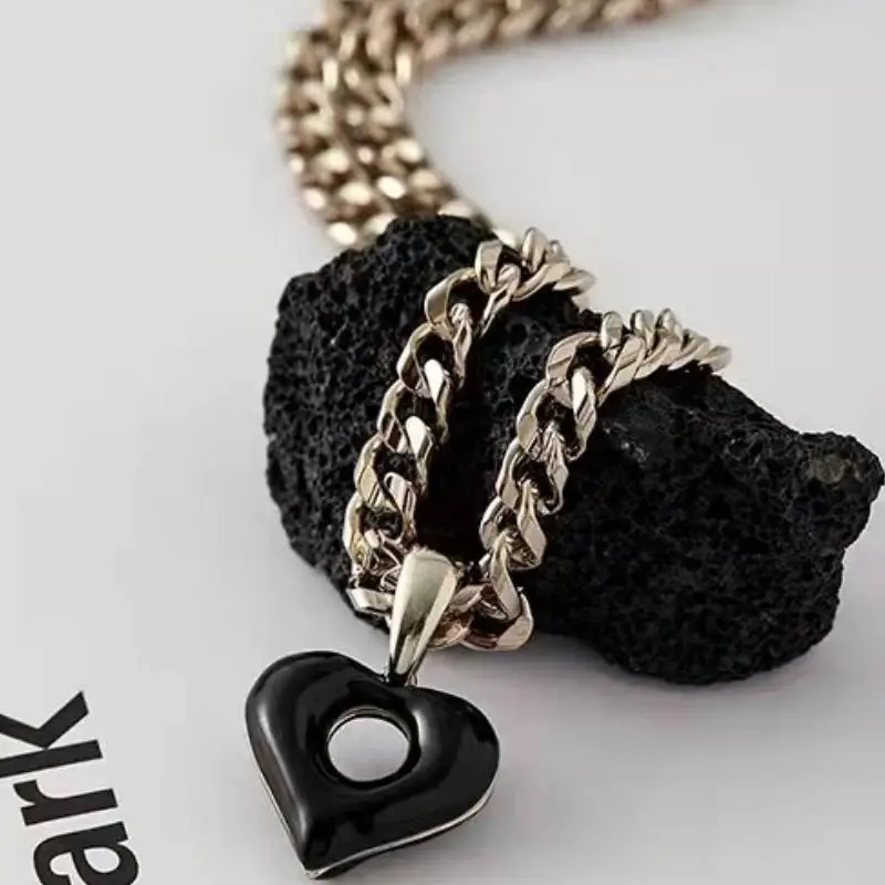 Fashionable Simple Necklace-2