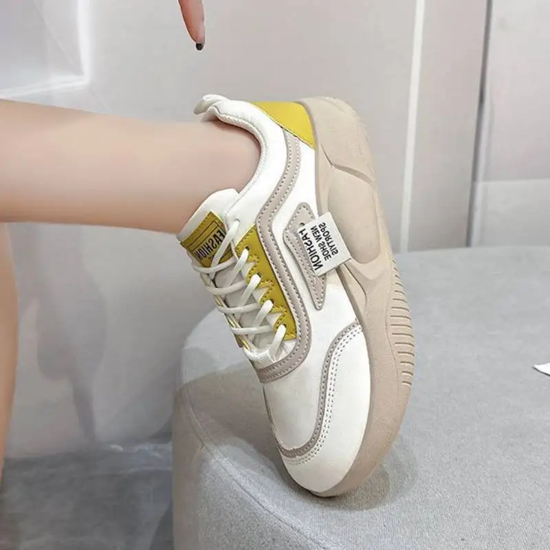 Retro Casual Fashion Skateboarding Shoes-1