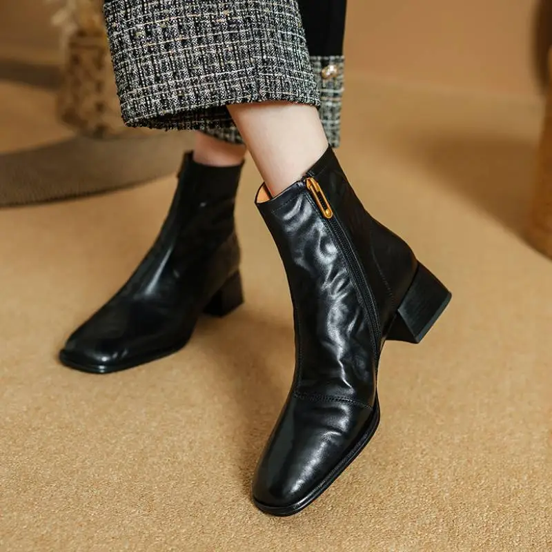 Basics Simple Chelsea Boot-4