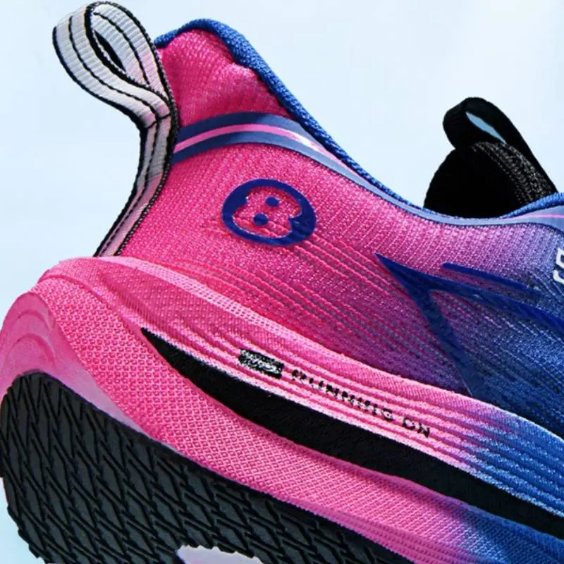 Sporty Breathable Running Shoes-4