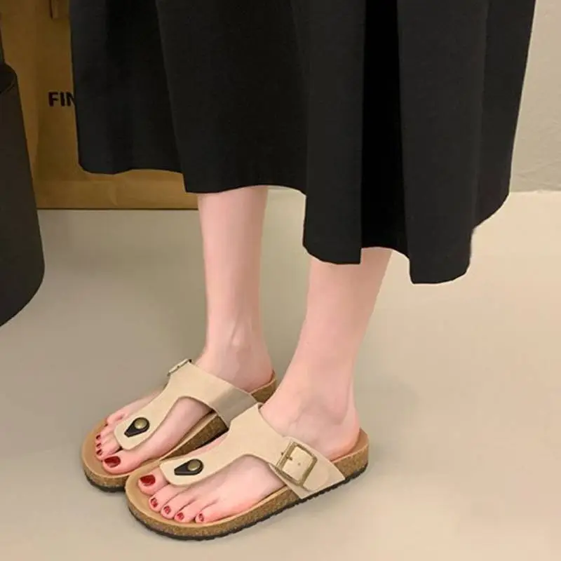 Simple Basics Flip Flops-1