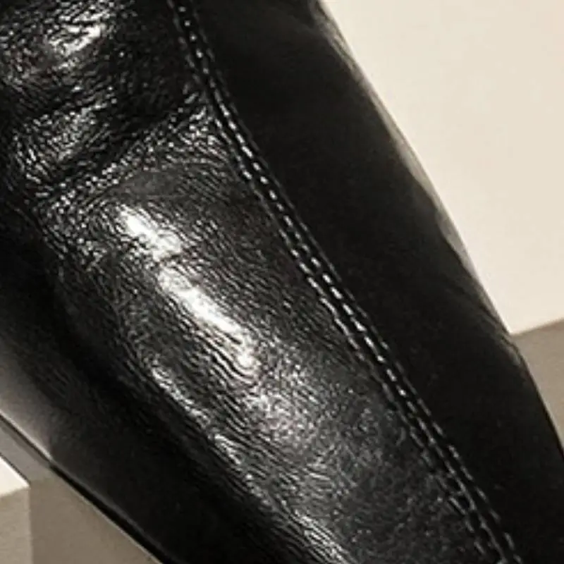 Fashionable Retro Chelsea Boot-3