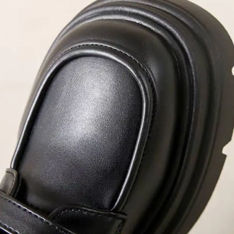 Basics Simple Loafer-6