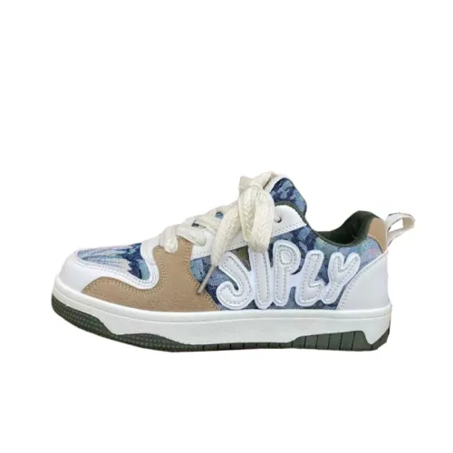 Retro Sporty Stylish Skateboarding Shoes