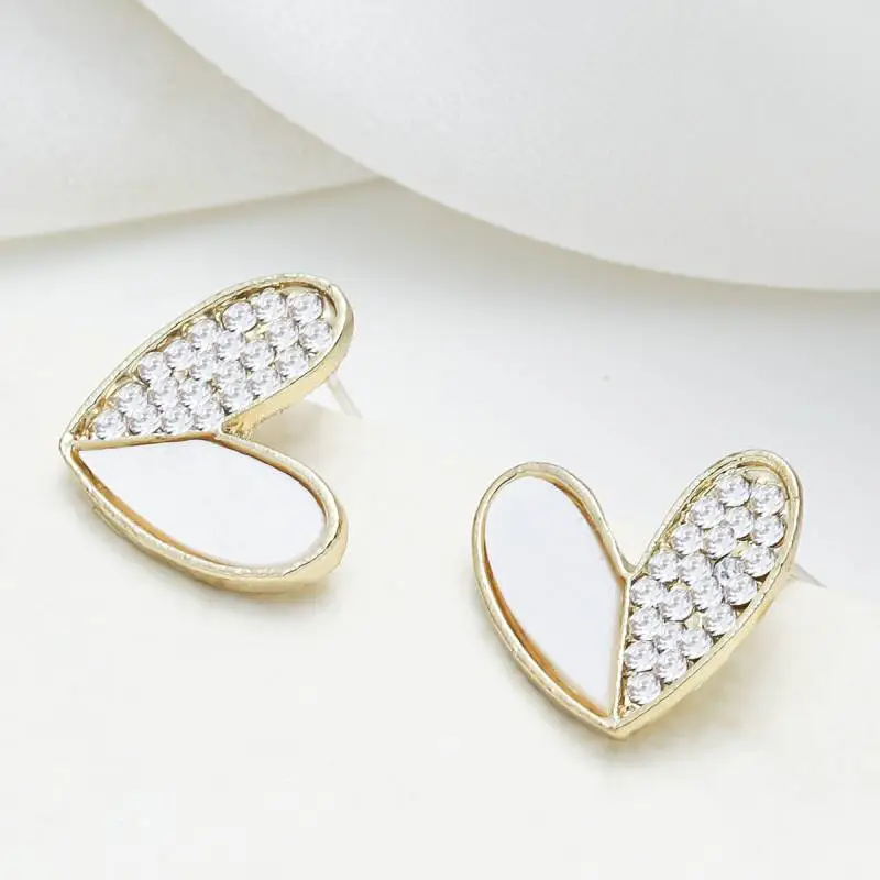 Basics Fashionable Ear Stud-2