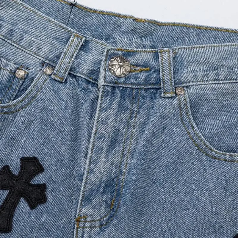 Fashionable Embroidered Denim Shorts-2